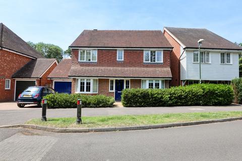 4 bed property, in Sycamore Drive, £565,000