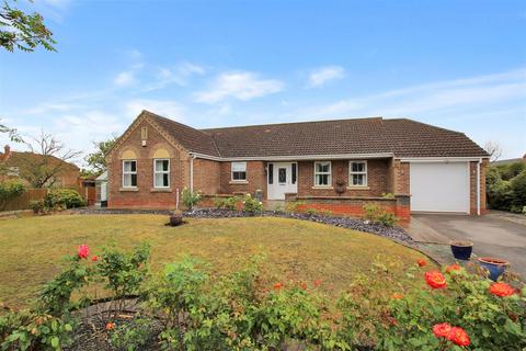 3 bed property, in Beechers Way, £350,000