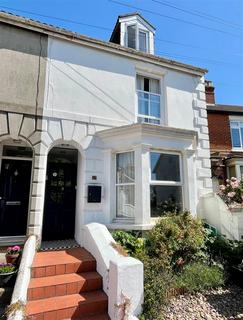 3 bed property, in St. Marks Road, £425,000