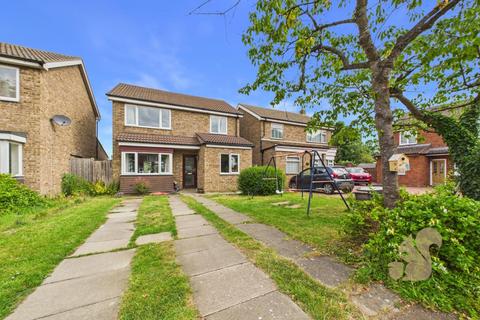 3 bed property, in Millfields, £325,000