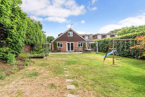4 bed property, in Mill Road, £700,000