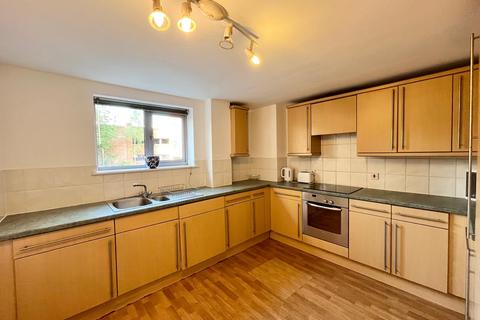 5 bed property, in Naseby Grange, £15,000