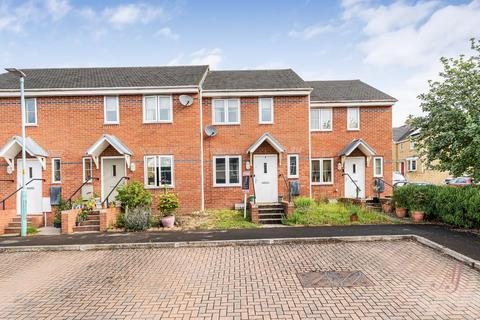 2 bed property, in Renard Rise, £245,000