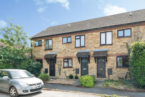 2 bed property, in Capel Close, £259,950