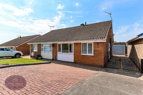 2 bed property, in Baldwin Street, £190,000