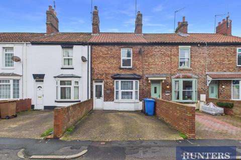 2 bed property, in Nelson Street, £150,000