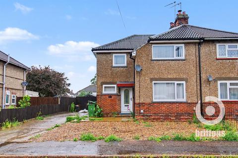 3 bed property, in Hulton Road, £210,000