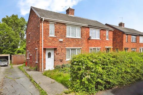 3 bed property, in Lamb Hill Close, £160,000