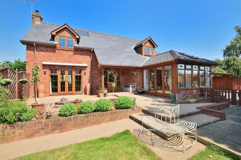4 bed property, in Almeley, £545,000