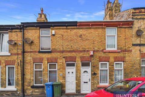 2 bed property, in Sandringham Street, £115,000