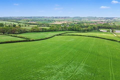 Land, in 33.17 Acres - Bow, £265,000