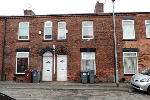 3 bed property, in Allingham Street, £195,000