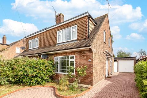 3 bed property, in Edwin Road, £360,000