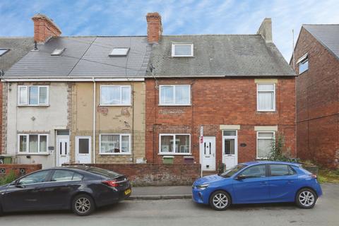 3 bed property, in Ann Street, £90,000