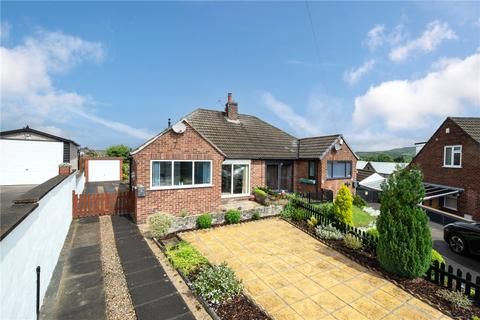 2 bed property, in Roundhill Mount, £240,000