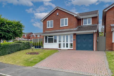 4 bed property, in MILKING BANK - Ascot Drive, £400,000