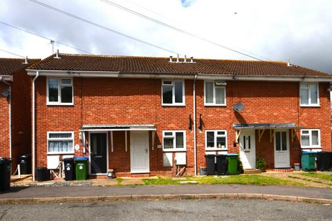 2 bed property, in Stoneage Close, £235,000