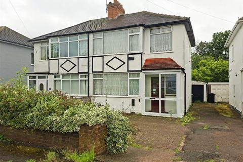 3 bed property, in The Radleys, £200,000