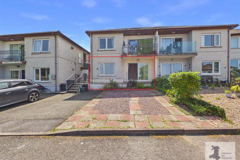 2 bed property, in St. Dogmaels Road, £105,000