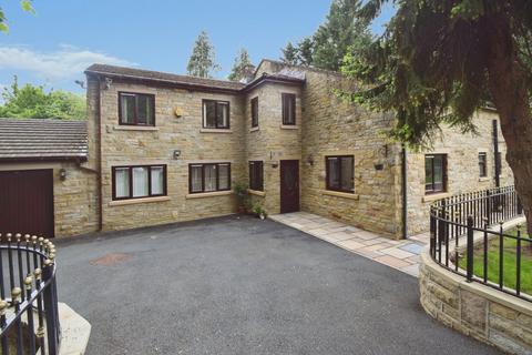 7 bed property, in Chellow Lane, £900,000