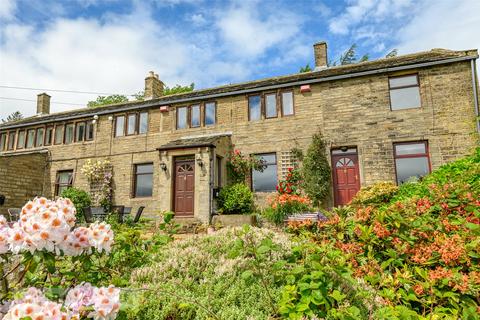 5 bed property, in Cliffe Road, £650,000