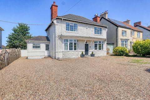 3 bed property, in Burringham Road, £299,950