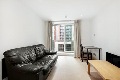 1 bed property, in Albert Embankment, £410,000