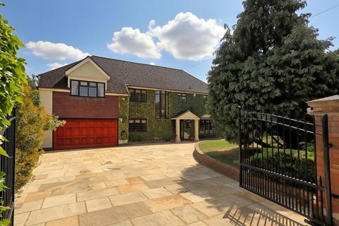 4 bed property, in Burges Close, £1,599,950