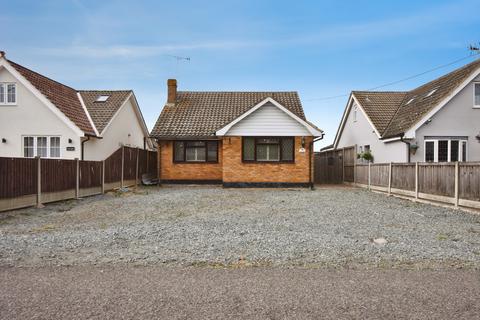 2 bed property, in Franklin Road, £475,000