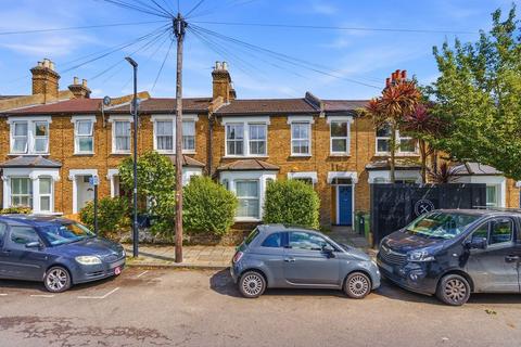 2 bed property, in Danbrook Road, £375,000