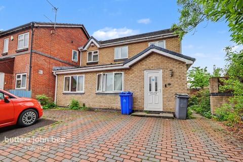3 bed property, in Dovecote Place, £235,000