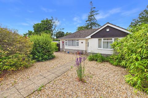 2 bed property, in York Road, £385,000