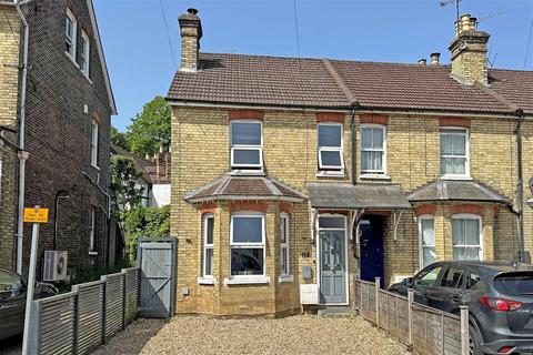 2 bed property, in Garlands Road, £425,000