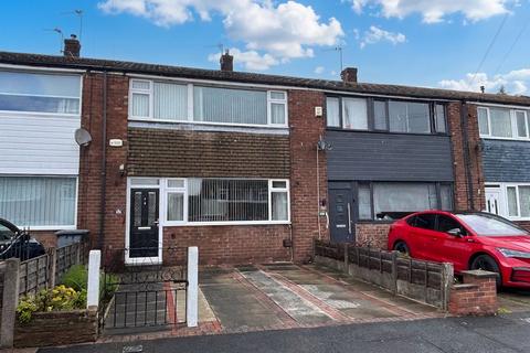 3 bed property, in Heys Avenue, £215,000