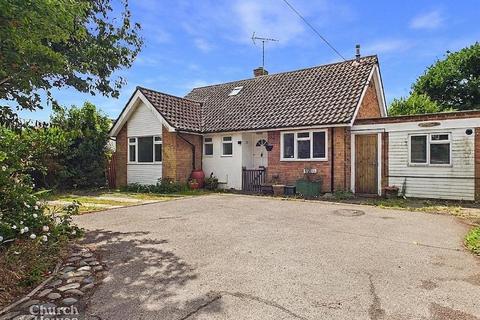 4 bed property, in Cherry Garden Lane, £595,000