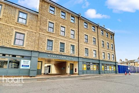 2 bed property, in Railway Street, £280,000