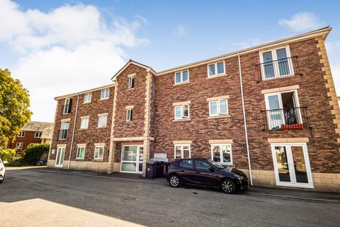 2 bed property, in Flat 5, £90,000