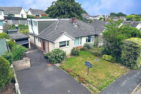4 bed property, in Mallard Road, £345,000