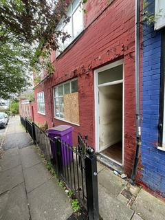 3 bed property, in Horsfall Street, £105,000