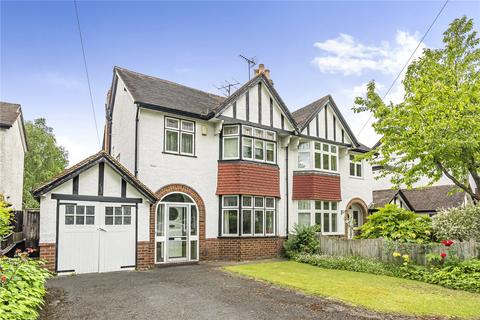 3 bed property, in Queens Road, £700,000