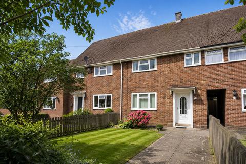 4 bed property, in Sir Henry Parkes Road, £290,000