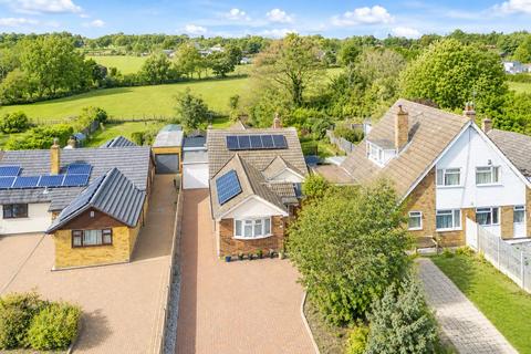 4 bed property, in Catchpole Lane, £600,000