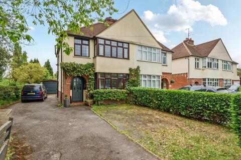 3 bed property, in Guildford Road, £599,950
