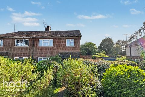 3 bed property, in Cobham Close, £450,000