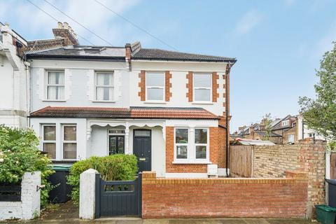 3 bed property, in Ranelagh Road, £895,000
