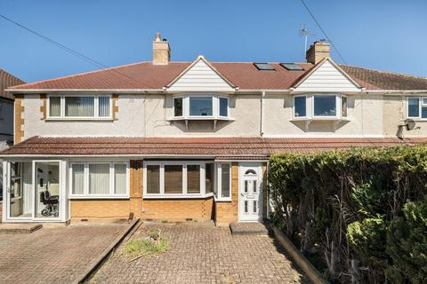 2 bed property, in The Alders, £449,950