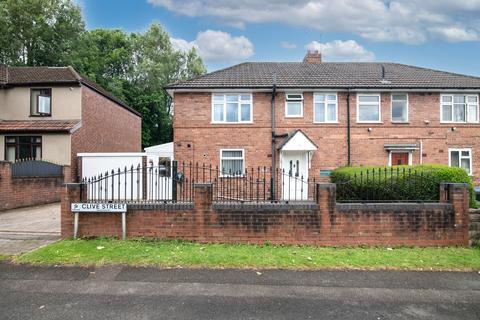 3 bed property, in Clive Street, £325,000