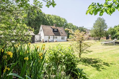 4 bed property, in The Street, £1,050,000