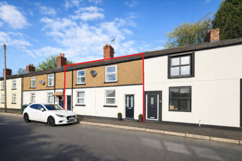 2 bed property, in Clarence Street, £149,000