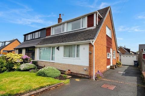 4 bed property, in Cheltenham Crescent, £295,000
